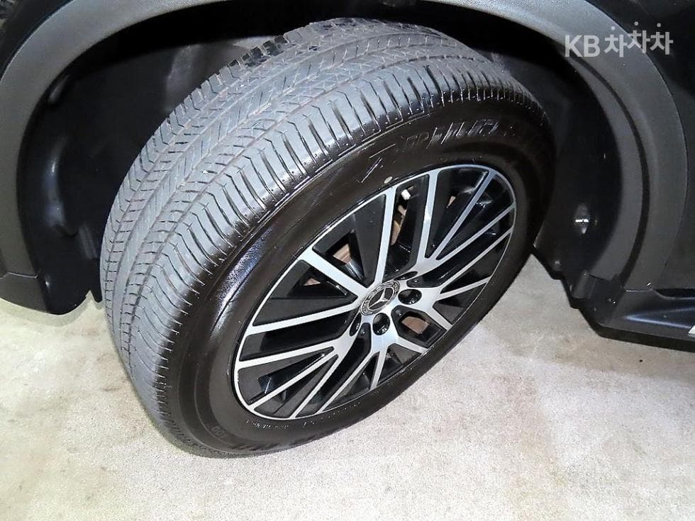 Mercedes-Benz GLC(X253)300 e 4Matic - 20