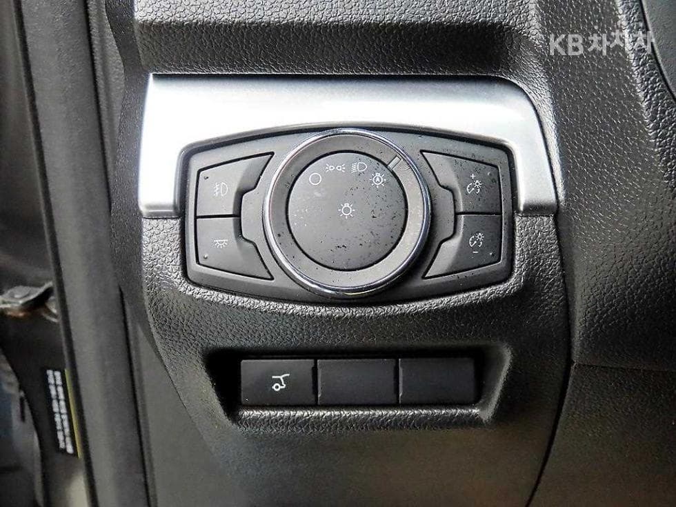 Форд Нов Експлорер2.3 EcoBoost 4x4 Limited - 12