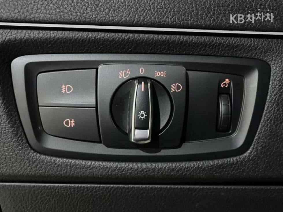 BMW New1시리즈118d 스포츠 Standard - 8