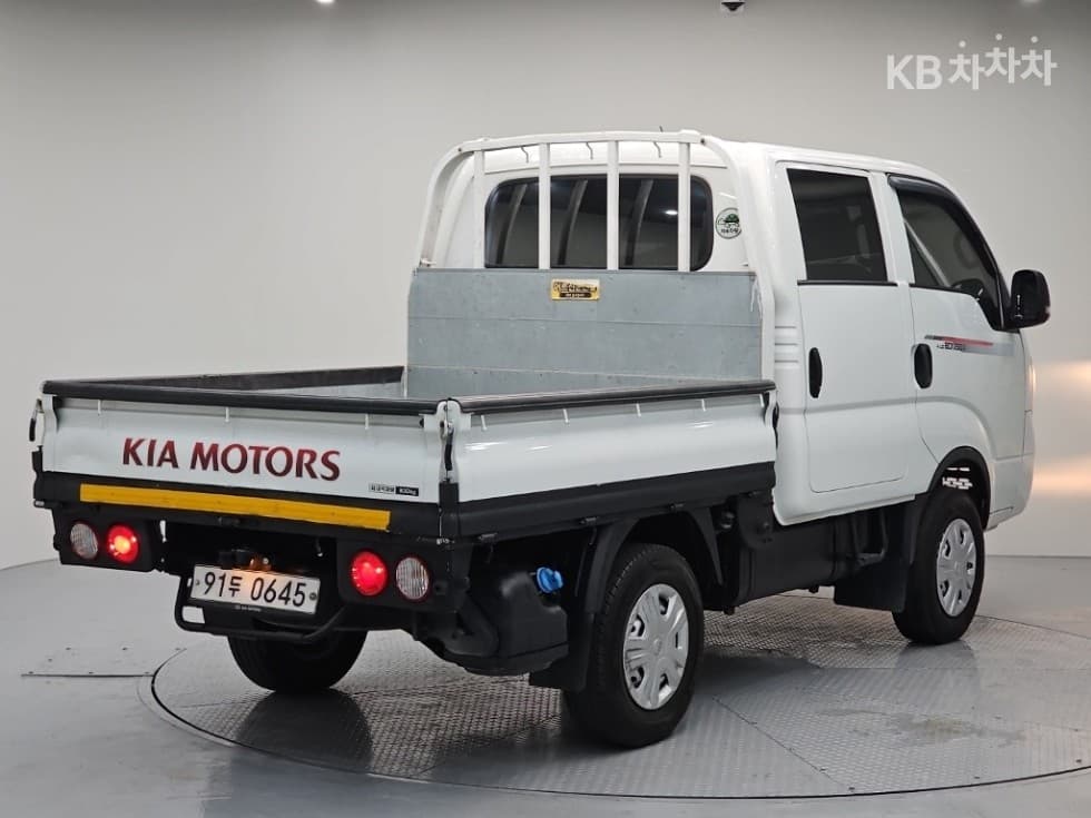 Kia The New (facelift) Bongo 3 (light truck)1 Ton Double Cab 장축 4WD GL Light - 4