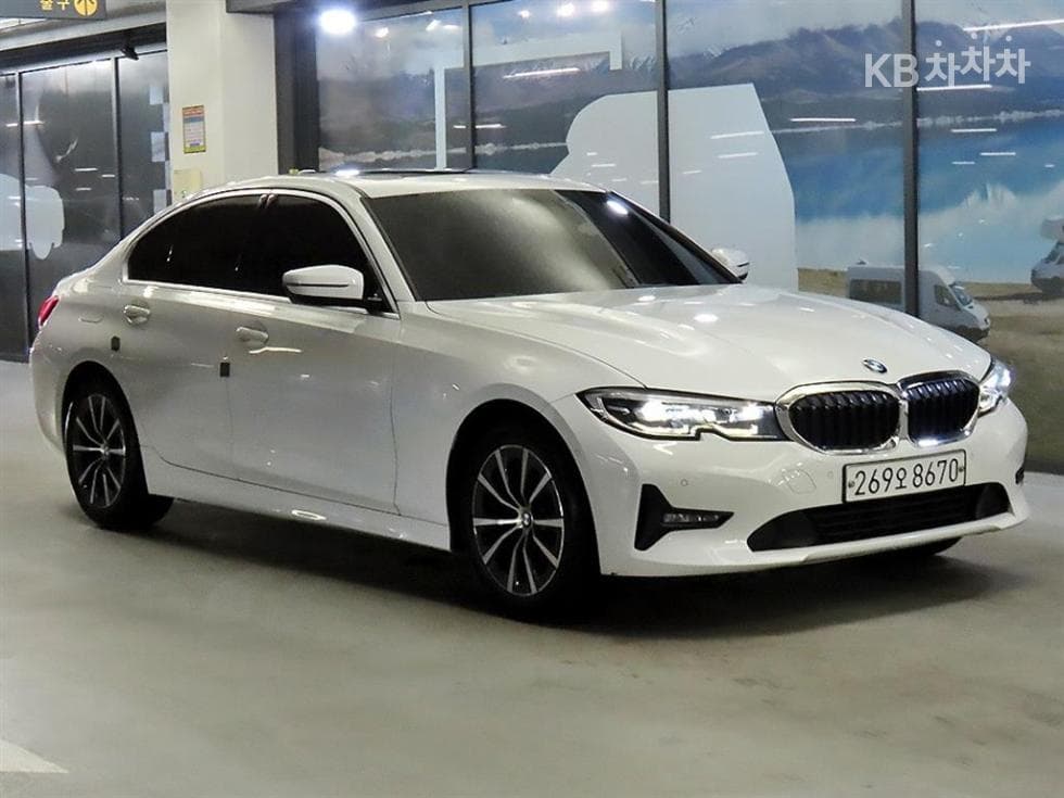 BMW 3 Series (G20) 320d Standard - Image 1