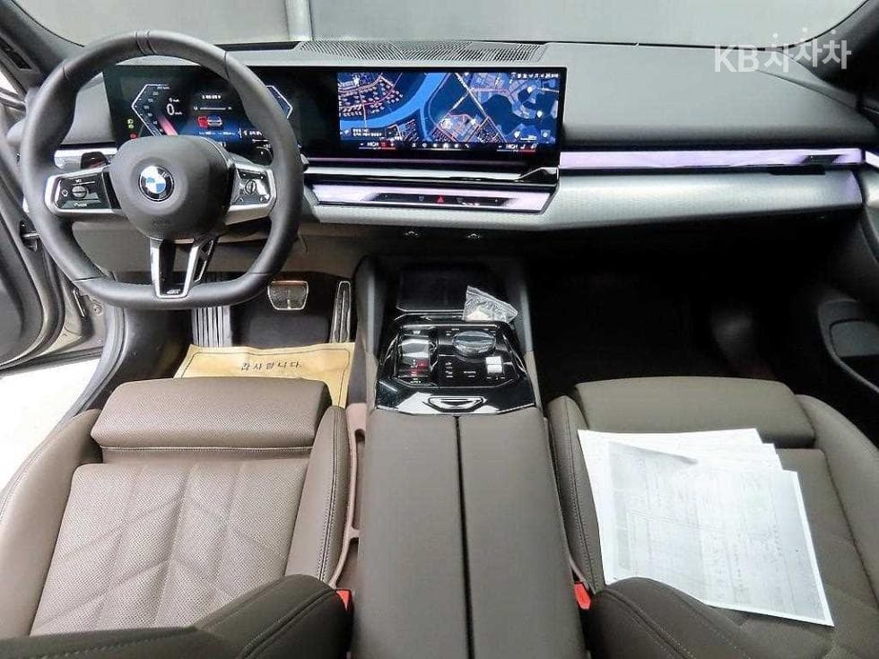 BMW Нов5 Серия(G60)520i Стандартен - 7