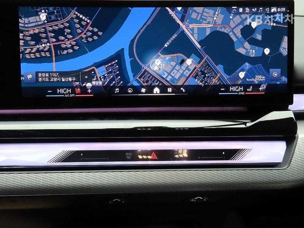 BMW Нов5 Серия(G60)520i Стандартен - 13