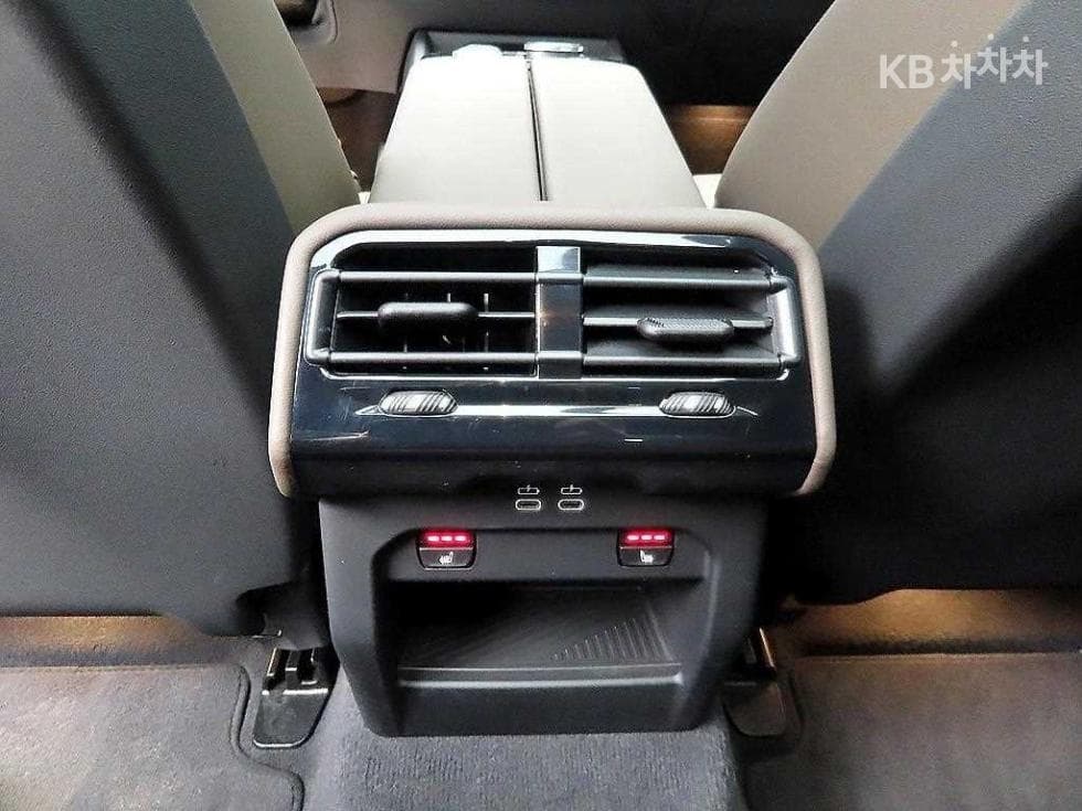 BMW Нов5 Серия(G60)520i Стандартен - 17