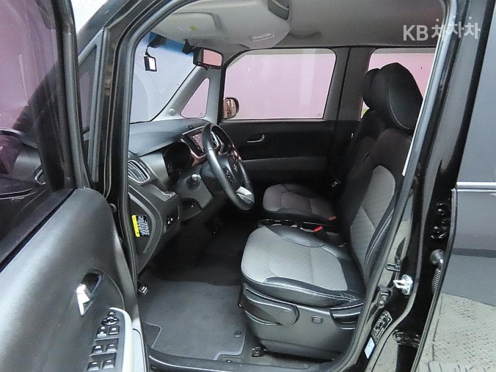 Kia The New (facelift) Ray (van)1.0 Gasoline Prestige - 10