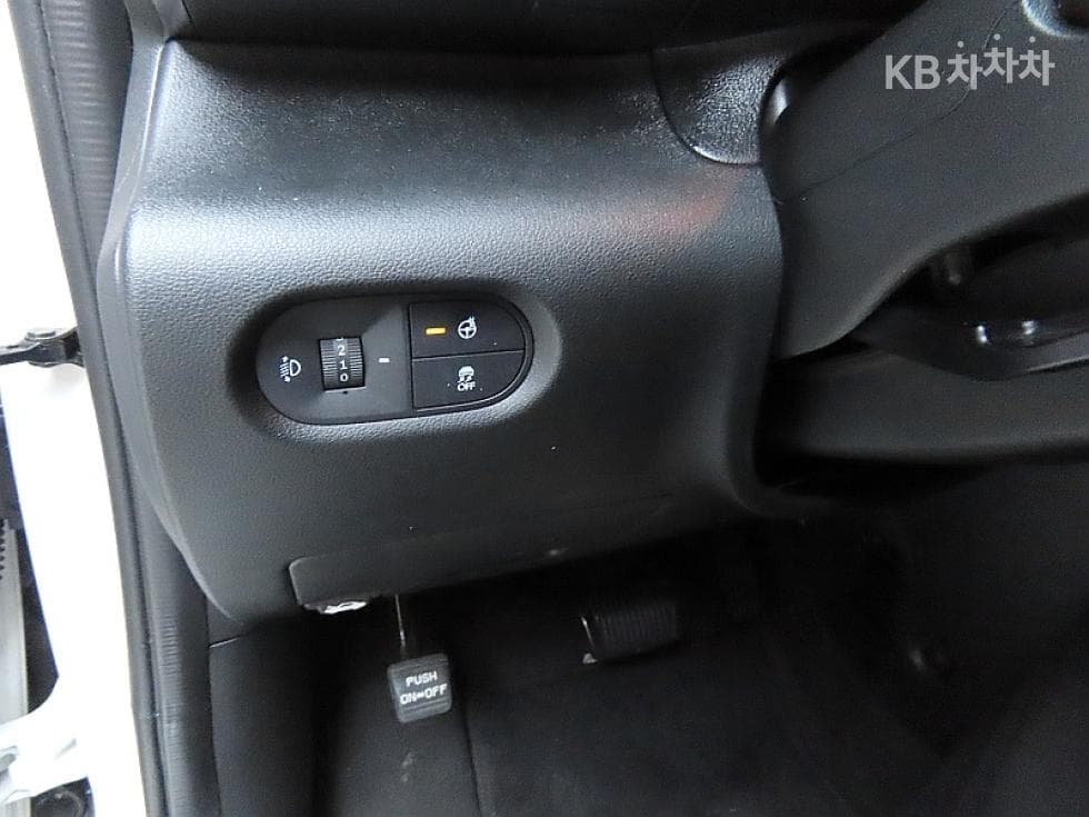 Hyundai Casper1.0 Turbo Gasoline 디 에센셜 - 12