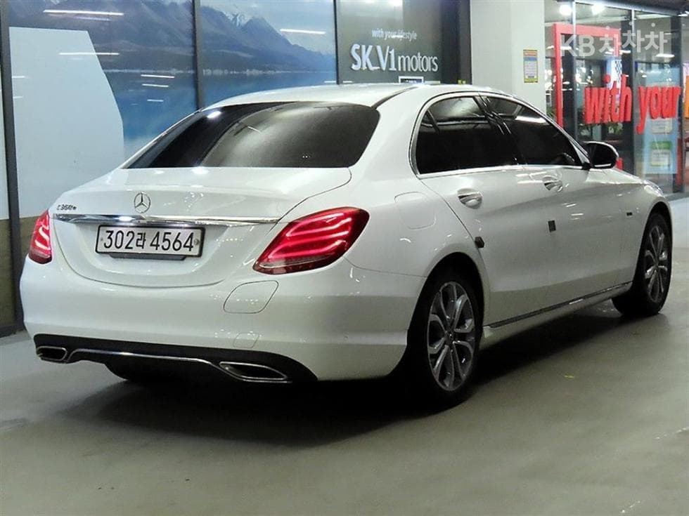 Mercedes-Benz The New (facelift) C-ClassC350e Standard - 4