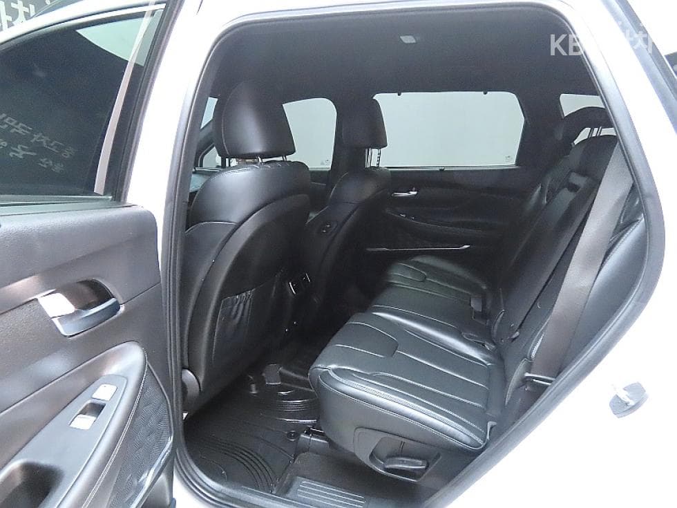 Hyundai The New (facelift) Santa Fe TMDiesel 2.2 2WD Calligraphy - 11