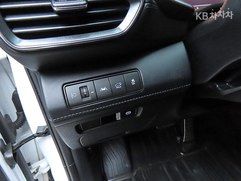 Hyundai The New (facelift) Santa Fe TMDiesel 2.2 2WD Calligraphy - 12