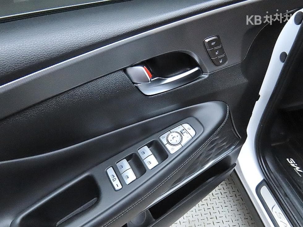 Hyundai The New (facelift) Santa Fe TMDiesel 2.2 2WD Calligraphy - 13