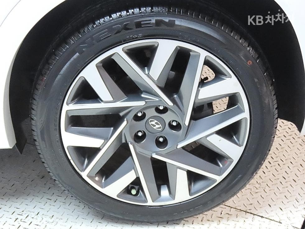 Hyundai The New (facelift) Santa Fe TMDiesel 2.2 2WD Calligraphy - 20