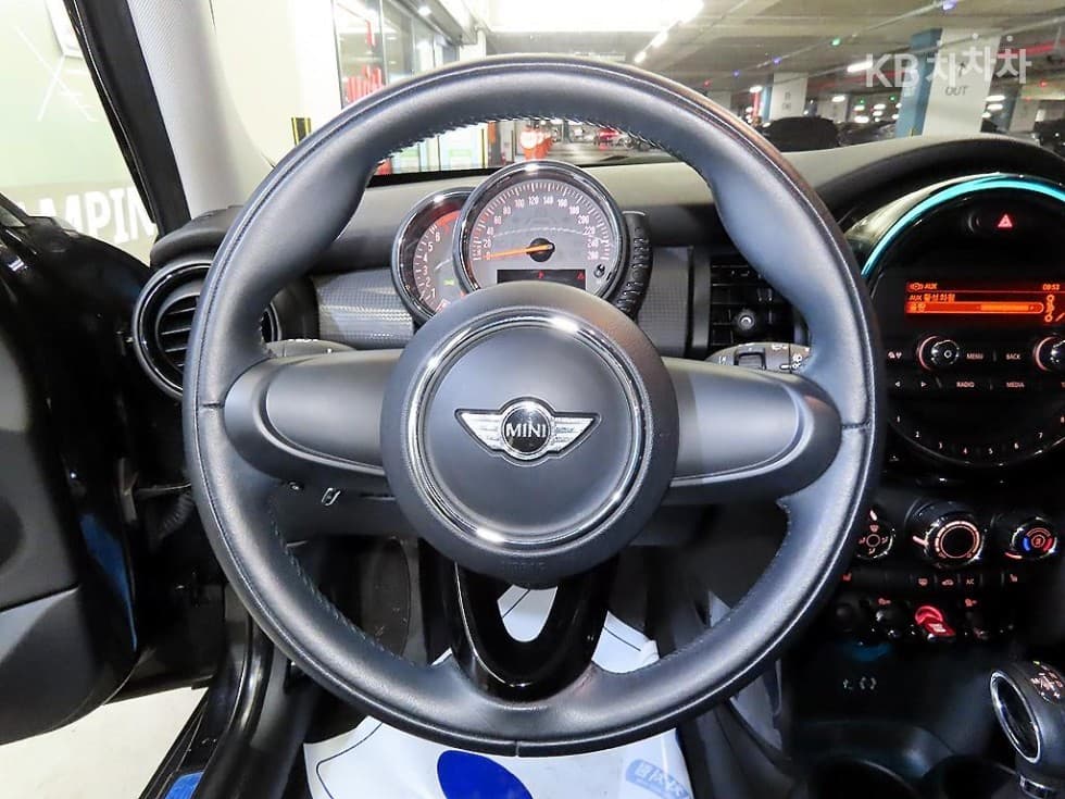 Mini Cooper 5-door1.5 Standard - 8