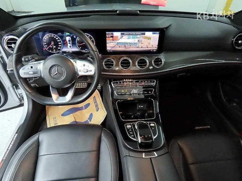 Mercedes-Benz E-Class (W213)E350 4MATIC AMG Line - 7