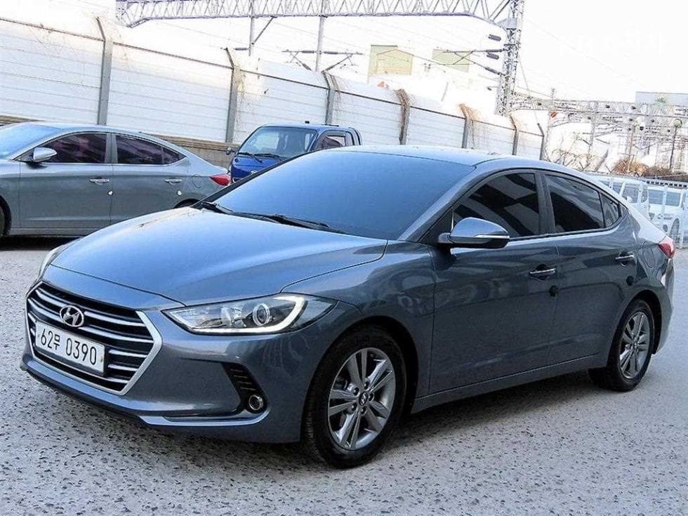 Hyundai Avante (Elantra)AD 1.6 GDi Smart Special (special feature/edition) - Image 1