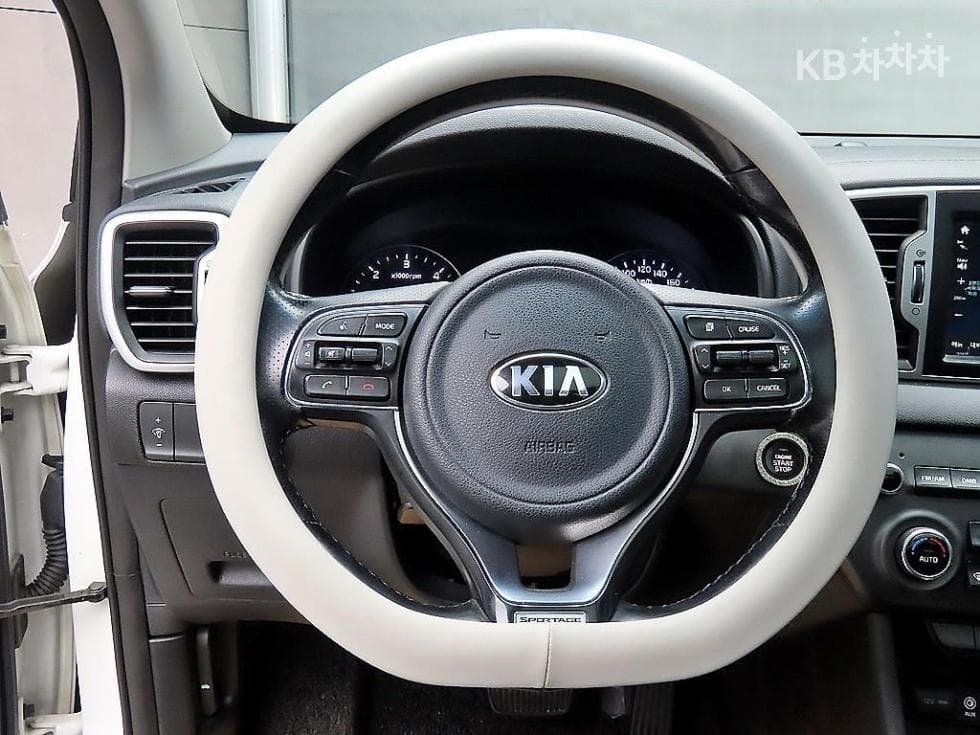 Киа Sportage 4-то поколениеДизел 1.7 2WD Noblesse - 9