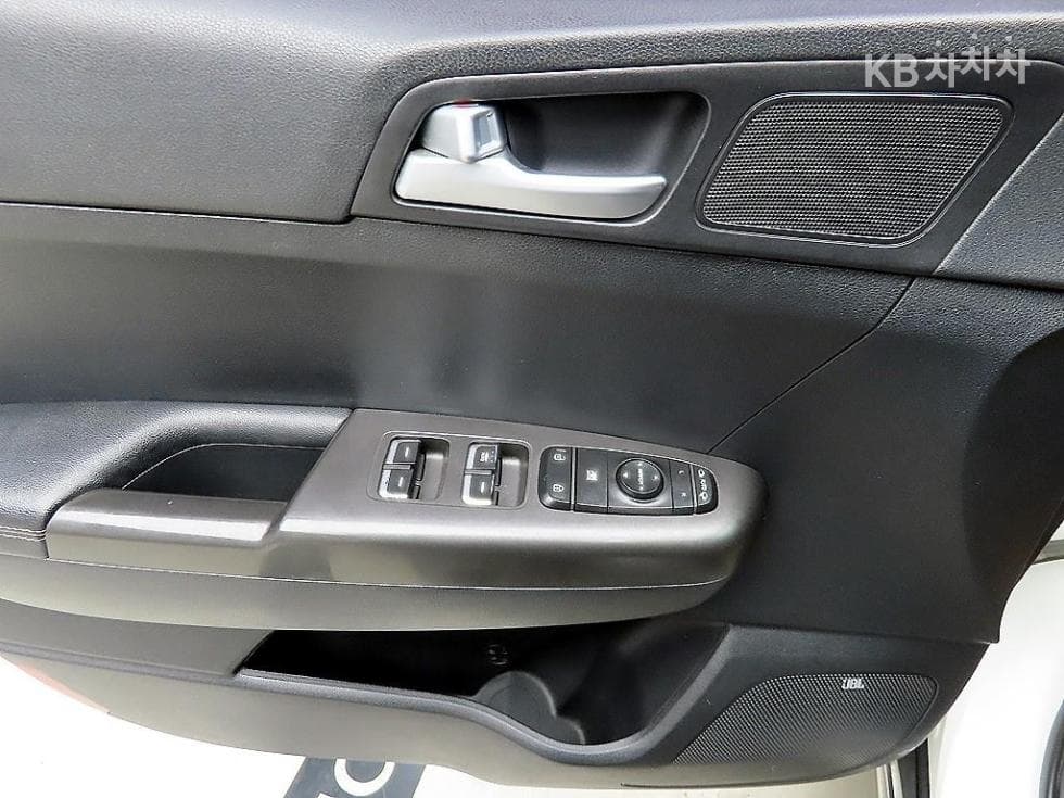 Киа Sportage 4-то поколениеДизел 1.7 2WD Noblesse - 11