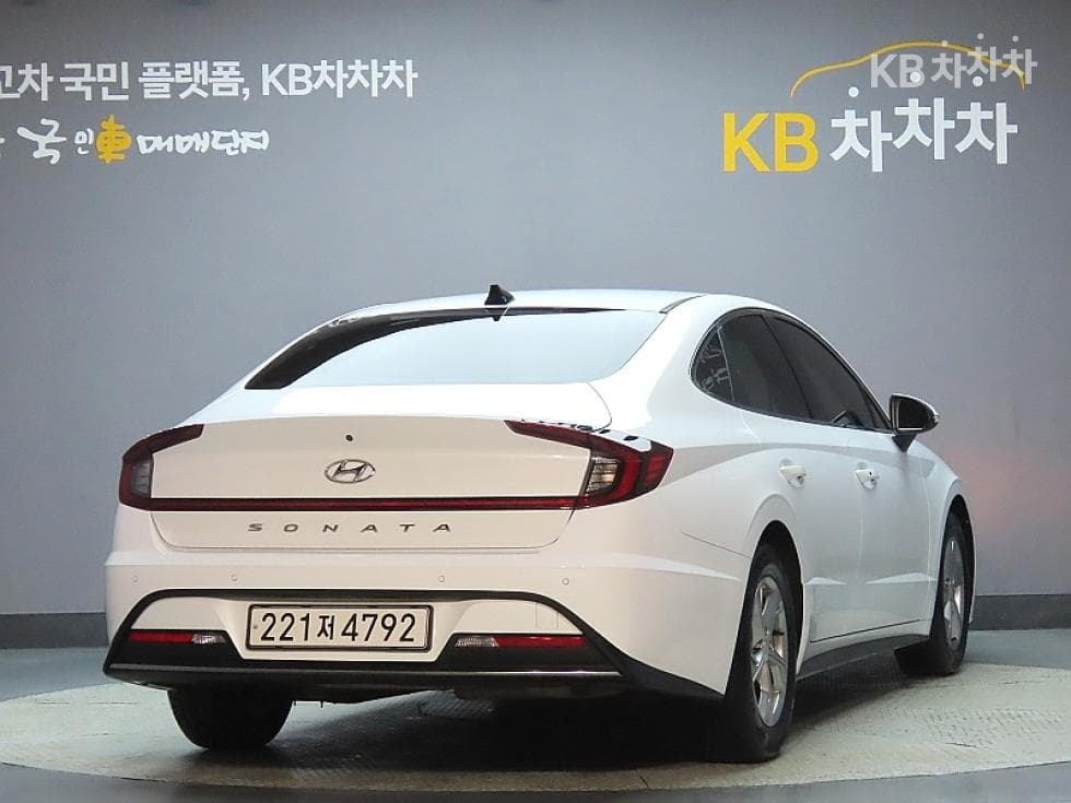 Hyundai Sonata (DN8)2.0 LPG Rental car Smart - 2