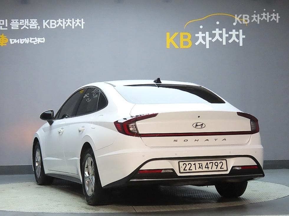 Hyundai Sonata (DN8)2.0 LPG Rental car Smart - 4