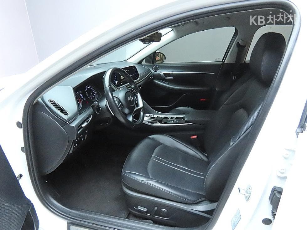Hyundai Sonata (DN8)2.0 LPG Rental car Smart - 10