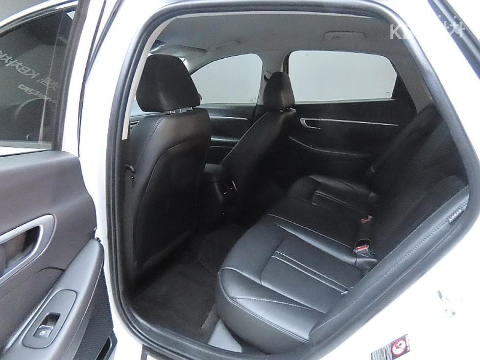 Hyundai Sonata (DN8)2.0 LPG Rental car Smart - 11
