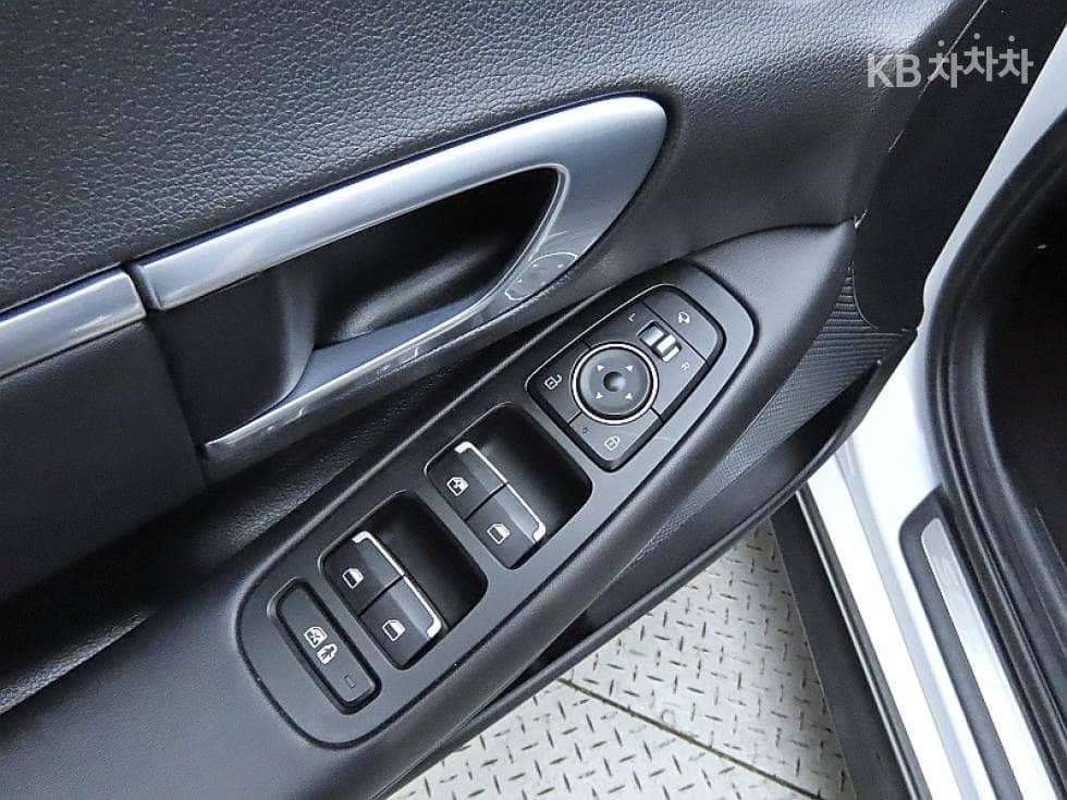 Hyundai Sonata (DN8)2.0 LPG Rental car Smart - 12