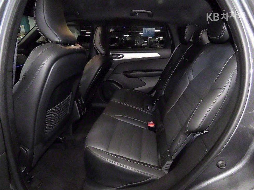 Renault Korea 아르카나 E-Tech Hybrid1.6 GTe 테크노 - 7