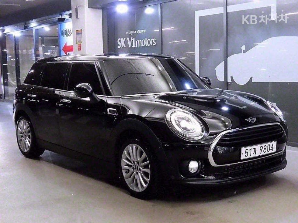 Mini 클럽맨 Second generation 2.0 Cooper D High Trim - Image 1