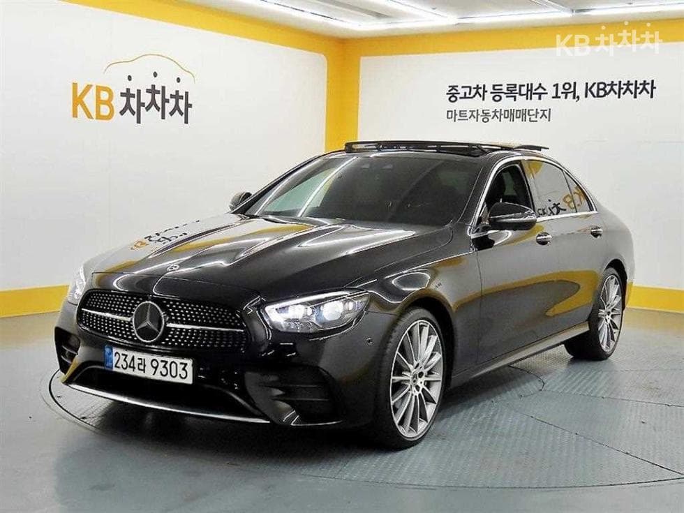 Mercedes-Benz E-Class (W213) E350 4MATIC Avantgarde - Image 1
