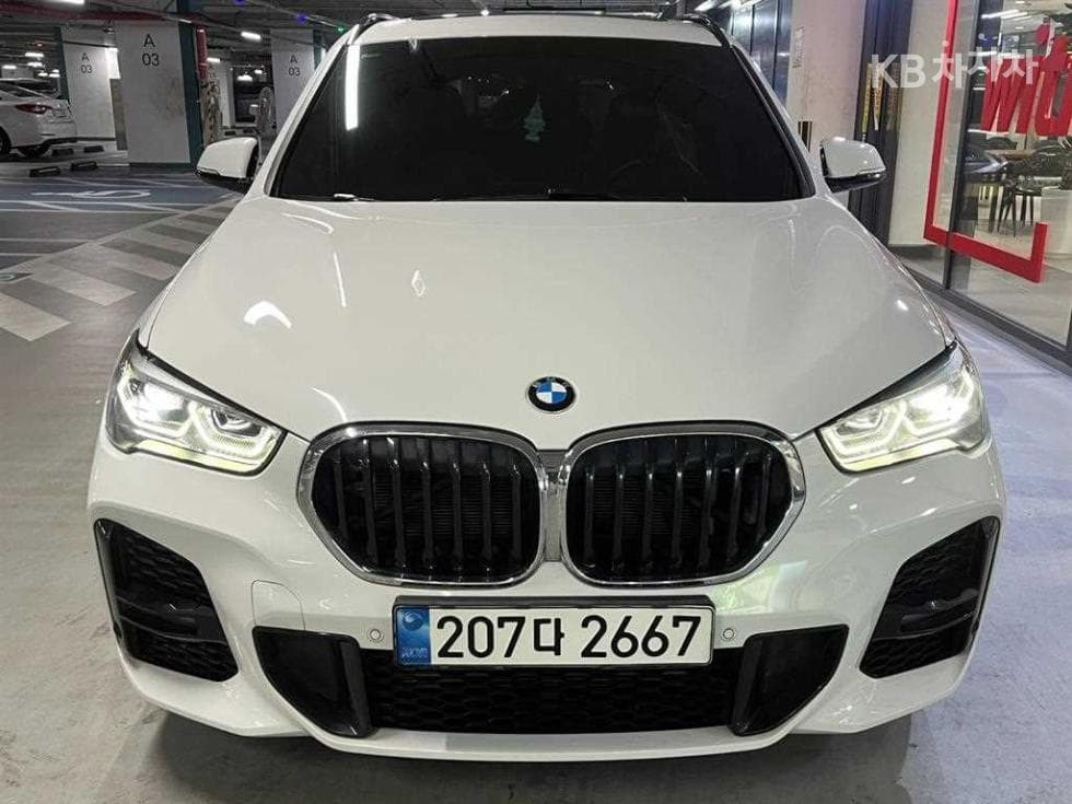 BMW X1 (F48)xDrive 20i M Sport Package - 2