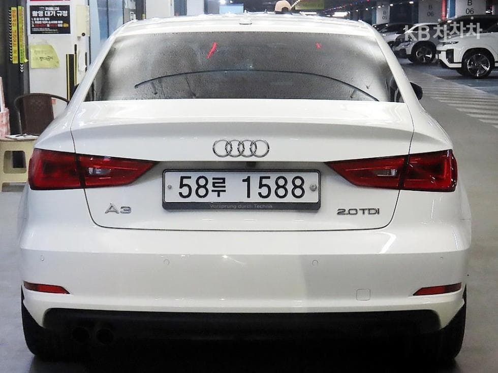 Audi NEW A32.0 Turbo Diesel Injection Sedan Dynamic 8V - 5
