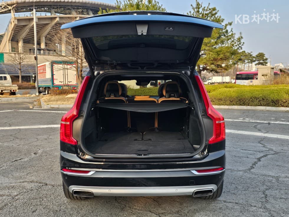 Volvo All New XC90D5 Inscription - 17