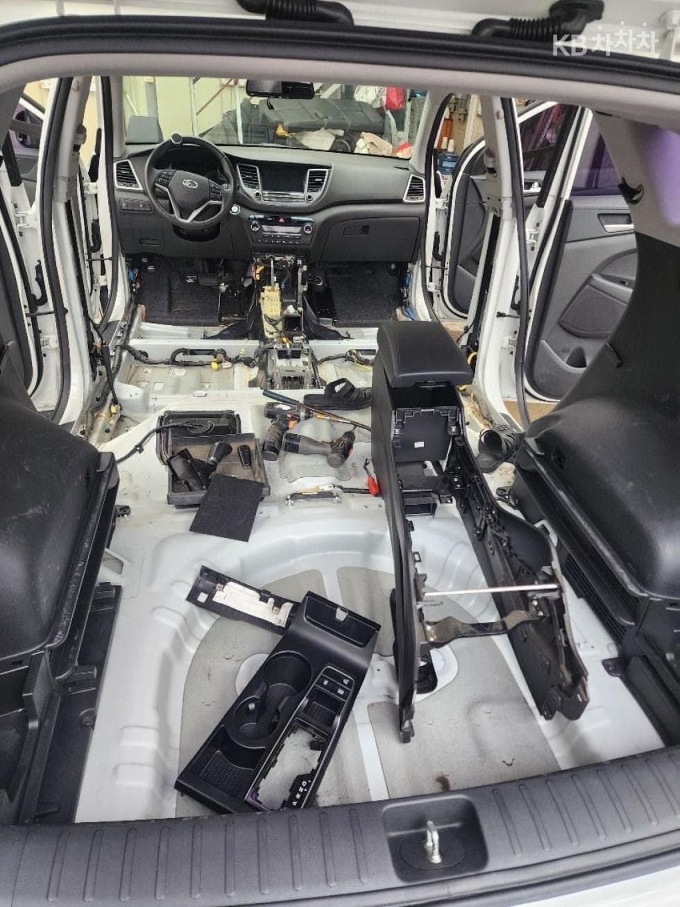 Hyundai All New TucsonDiesel(e-VGT UⅡ)1.7 2WD Modern - 23