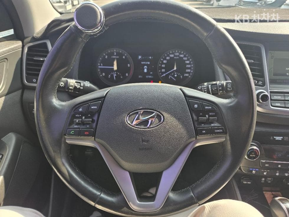 Hyundai All New TucsonDiesel(e-VGT UⅡ)1.7 2WD Modern - 9