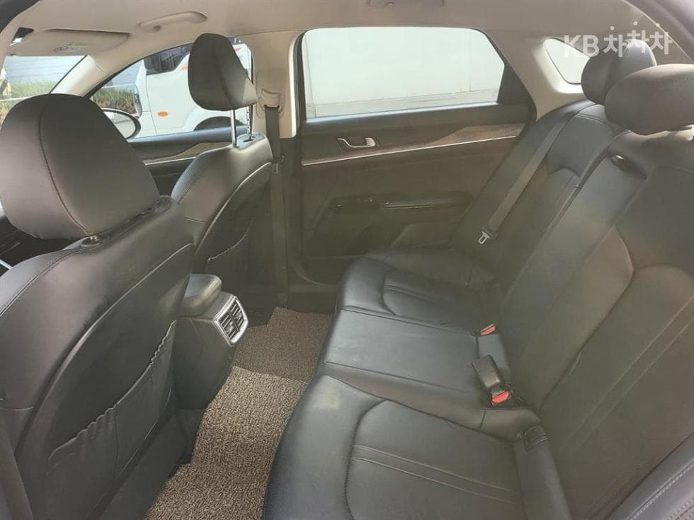 Kia K5 3rd Gen2.0 Gasoline Noblesse - 6