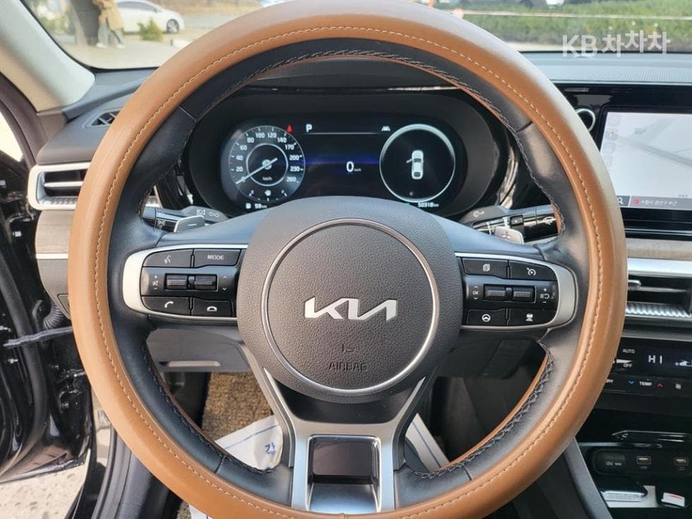 Kia K5 3rd Gen2.0 Gasoline Noblesse - 8