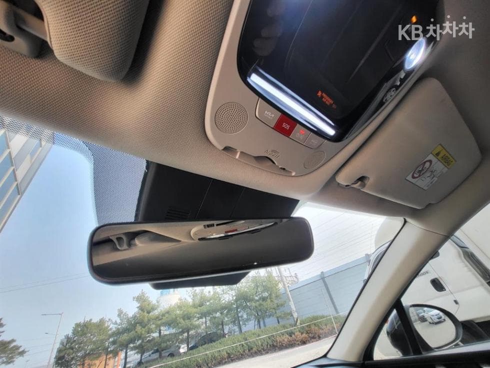 Kia K5 3rd Gen2.0 Gasoline Noblesse - 14
