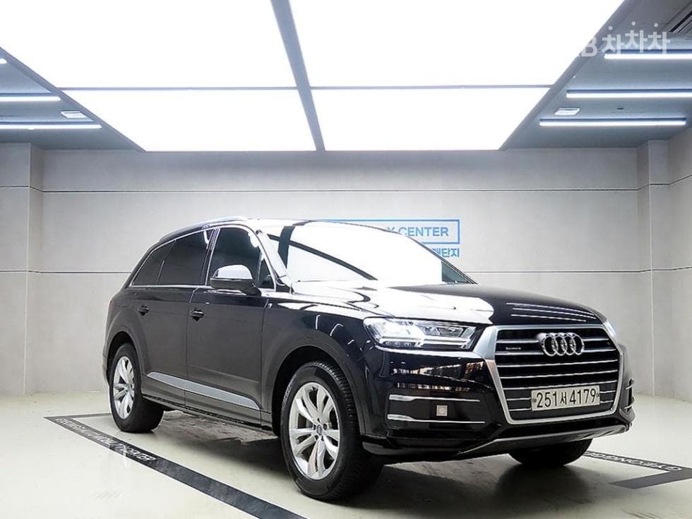 Ауди Нов Q7 2.0 45 TFSI Quattro - Image 1