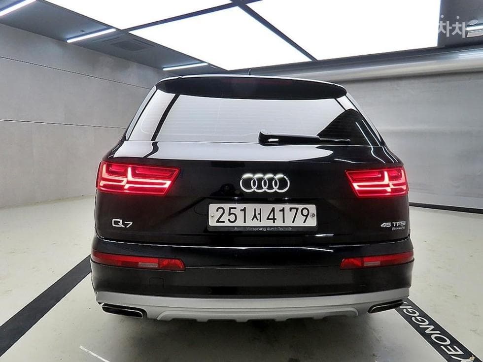 Ауди Нов Q72.0 45 TFSI Quattro - 3