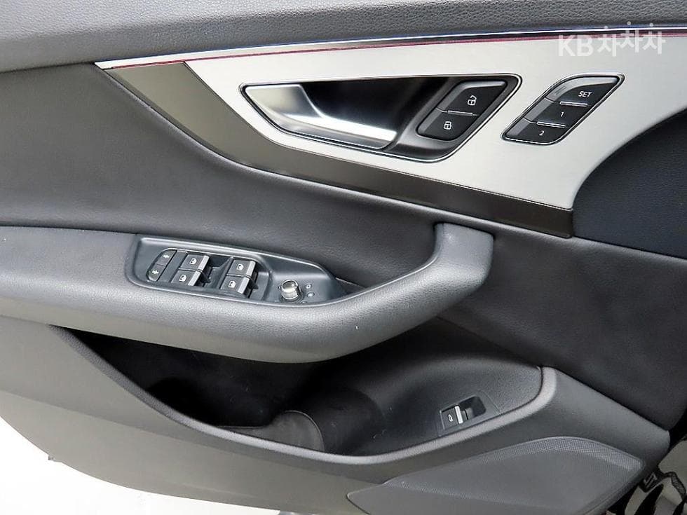 Ауди Нов Q72.0 45 TFSI Quattro - 11