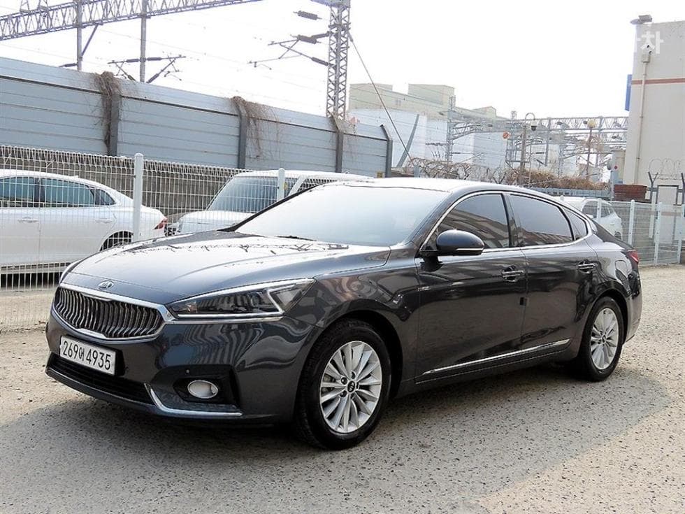Kia All New K7 3.0 LPi Luxury - Image 1