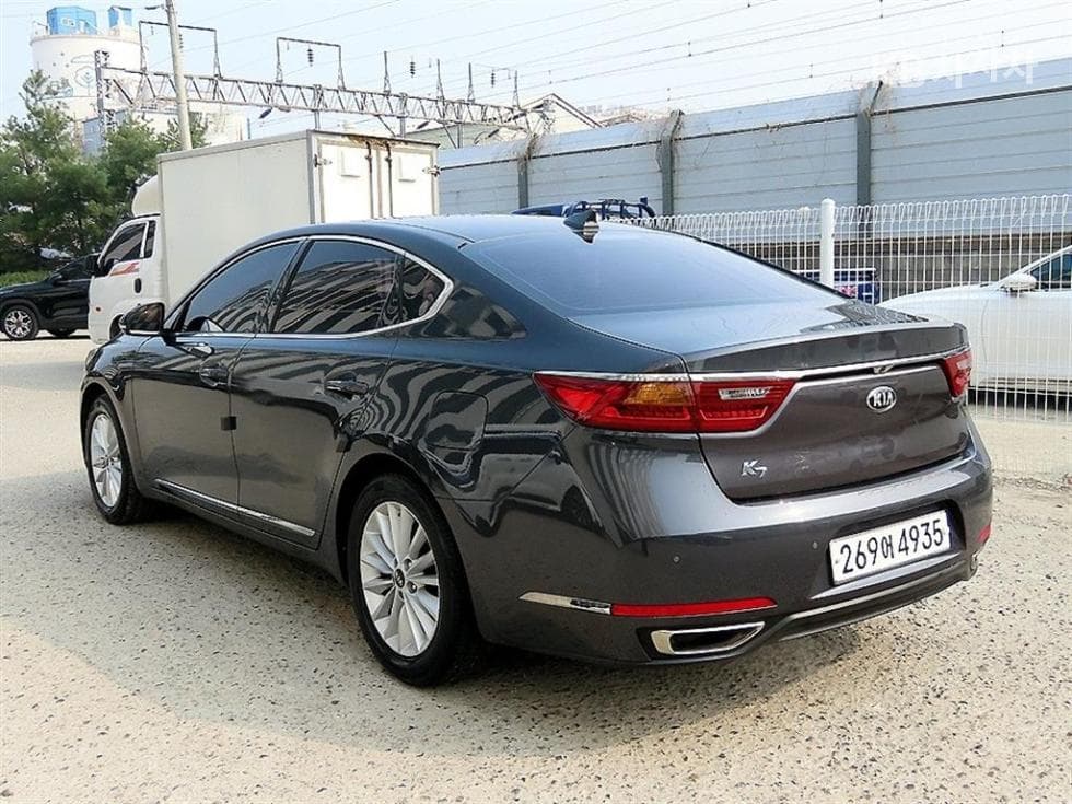 Kia All New K73.0 LPi Luxury - 3