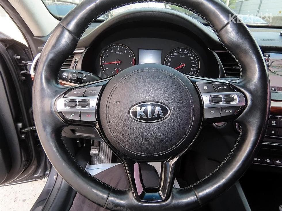 Kia All New K73.0 LPi Luxury - 8
