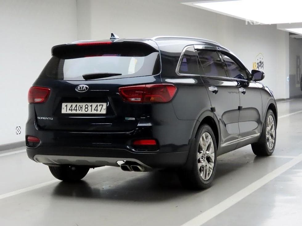 Kia The New (facelift) Sorento2.0 Diesel 2WD 마스터 - 4