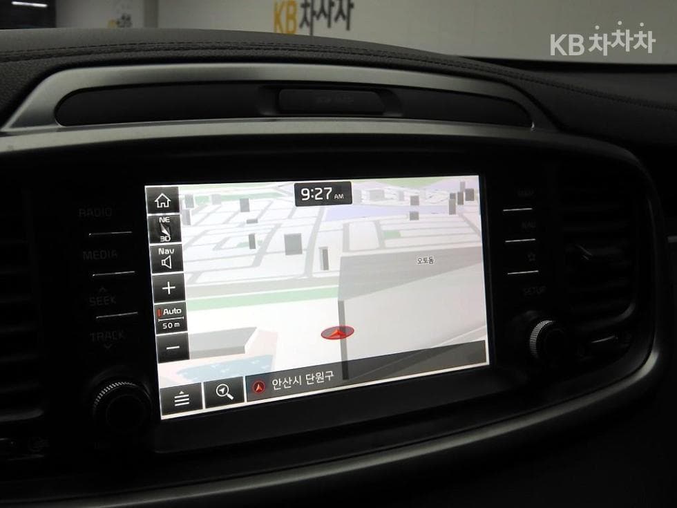 Kia The New (facelift) Sorento2.0 Diesel 2WD 마스터 - 8