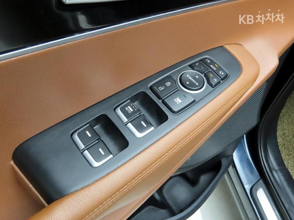 Kia The New (facelift) Sorento2.0 Diesel 2WD 마스터 - 11