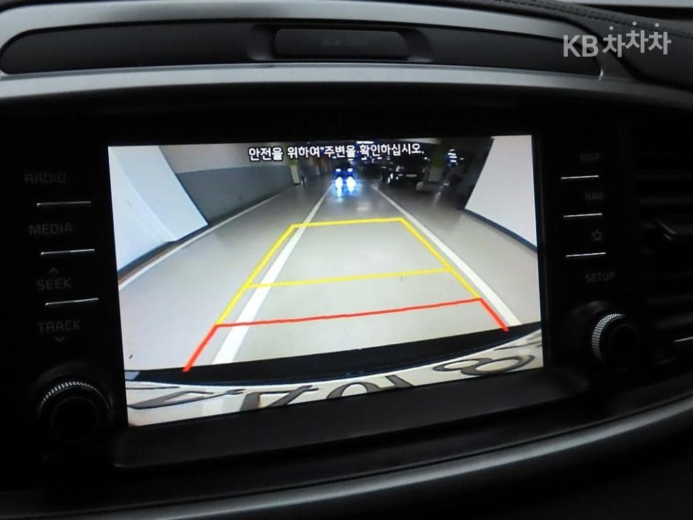Kia The New (facelift) Sorento2.0 Diesel 2WD 마스터 - 14