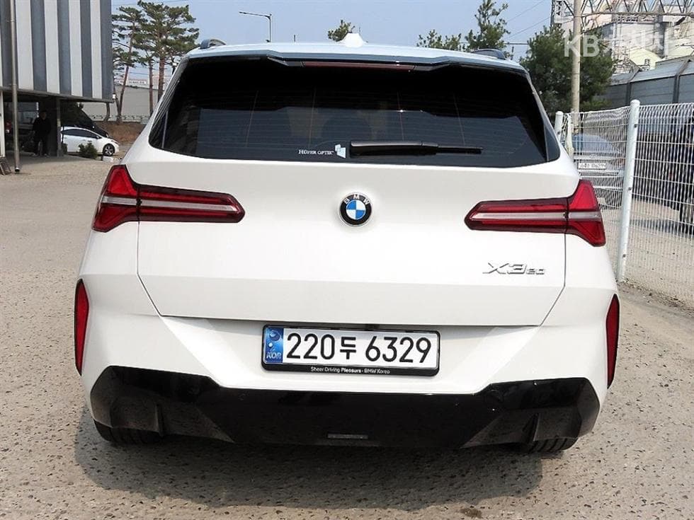 BMW X3 (G45)xDrive 20 M Sport - 4