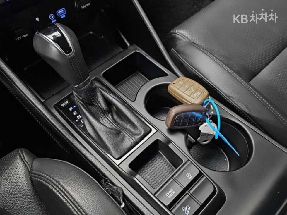 Хюндай All New ТуксонДизел(e-VGT R)2.0 4x4 Premium - 12