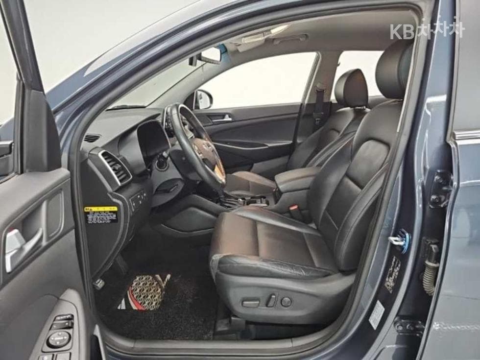 Хюндай All New ТуксонДизел(e-VGT R)2.0 4x4 Premium - 16