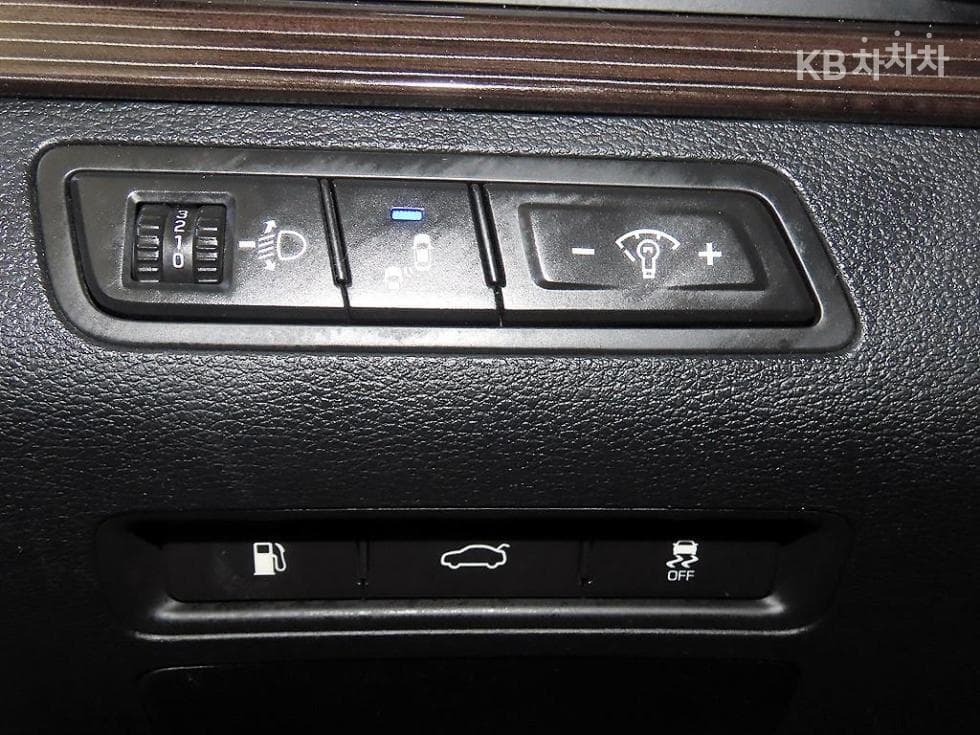 Hyundai Sonata New Rise2.0 Modern - 14